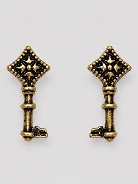 NWT Patricia Nash Floret Key Stud Earrings – Rustic Gold